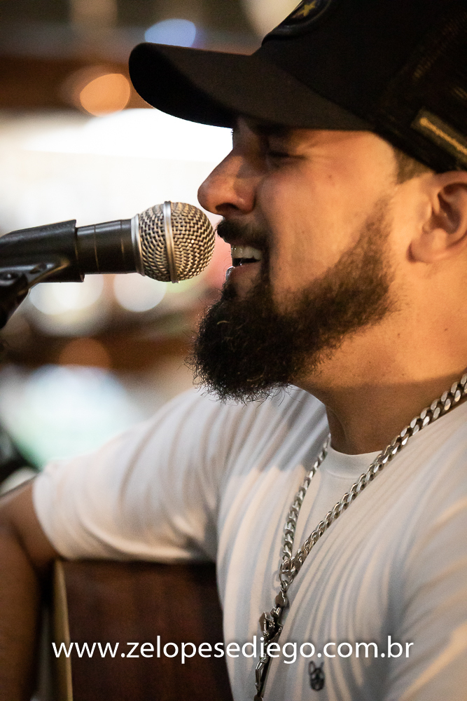 show-acustico-com-ze-lopes-e-diego-na-cachacaria-agua-doce-em-sertaozinho-sao-paulo