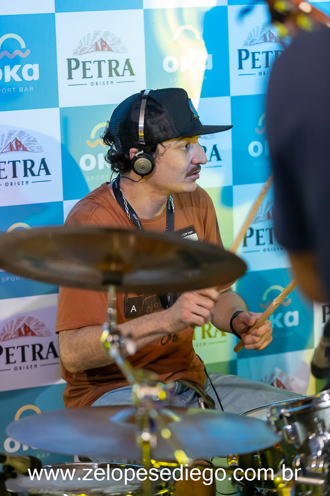 show-com-ze-lopes-e-diego-na-inauguracao-do-oka-sport-bar-em-sertaozinho-sao-paulo