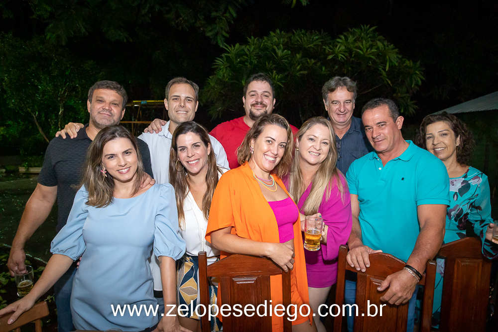 show-com-ze-lopes-e-diego-na-inauguracao-do-oka-sport-bar-em-sertaozinho-sao-paulo
