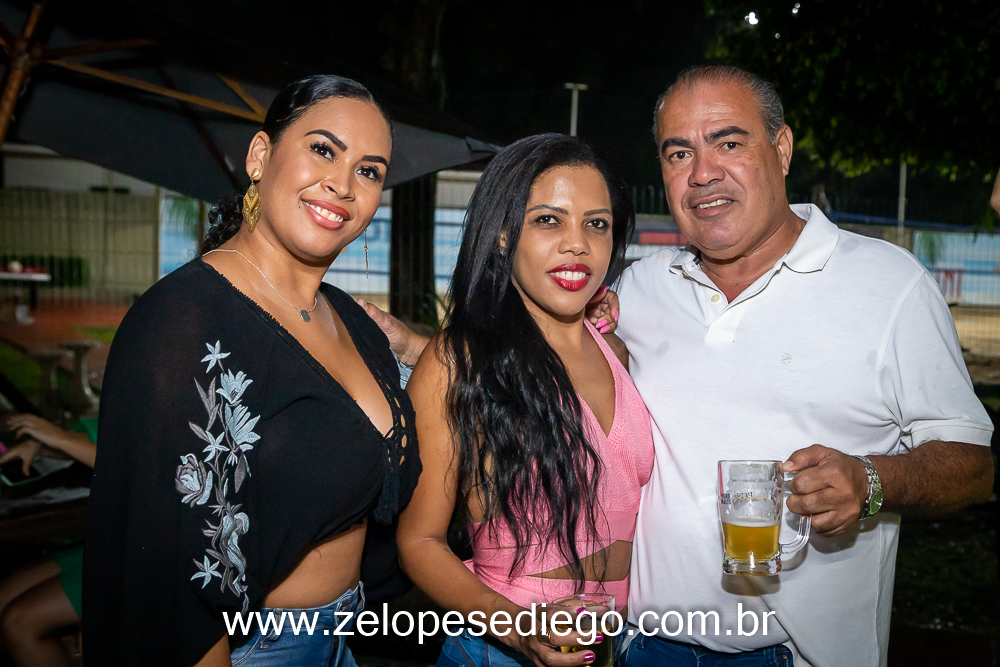 show-com-ze-lopes-e-diego-na-inauguracao-do-oka-sport-bar-em-sertaozinho-sao-paulo