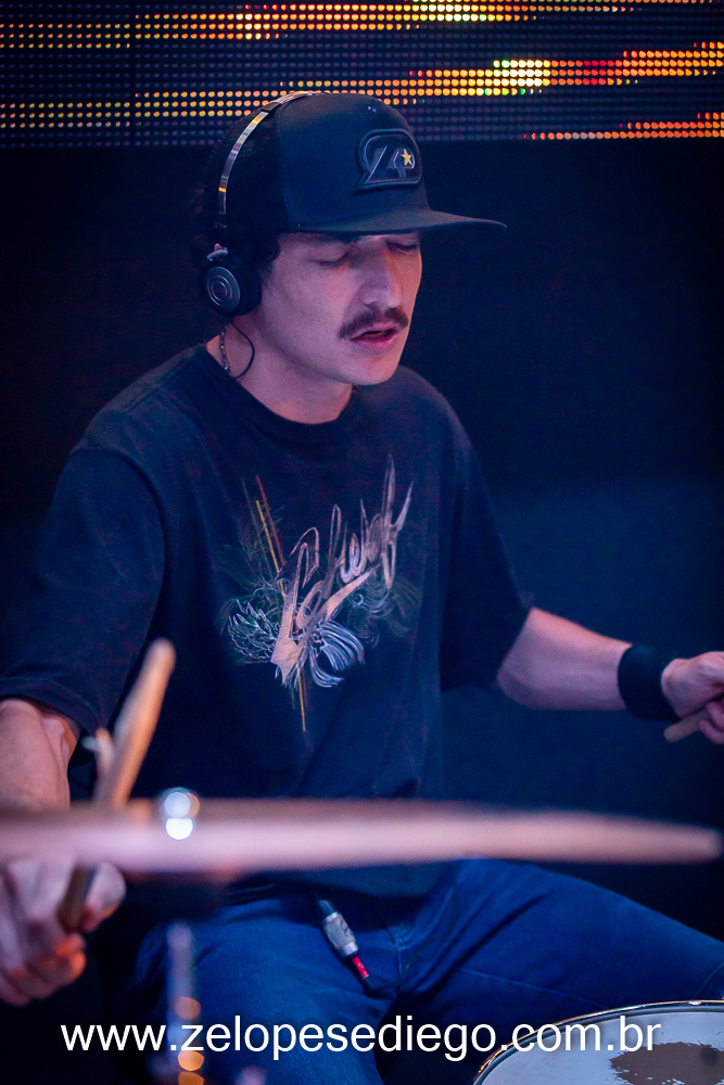 show-com-ze-lopes-e-diego-no-bar-canacaiana-em-sertaozinho-sao-paulo