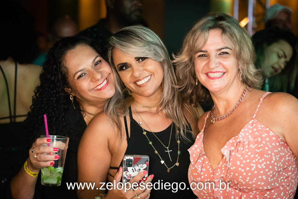 show-com-ze-lopes-e-diego-no-bar-canacaiana-em-sertaozinho-sao-paulo