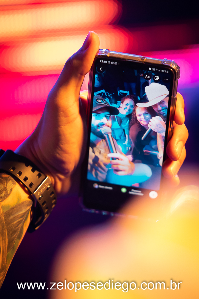 show-com-ze-lopes-e-diego-no-bar-canacaiana-em-sertaozinho-sao-paulo