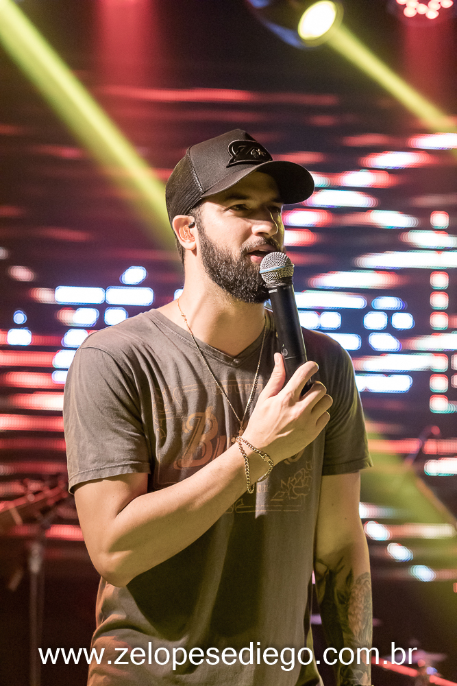 show-com-ze-lopes-e-diego-no-bar-canacaiana-em-sertaozinho-sao-paulo