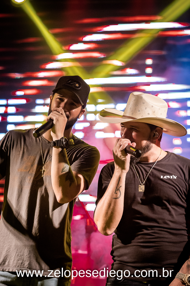 show-com-ze-lopes-e-diego-no-bar-canacaiana-em-sertaozinho-sao-paulo