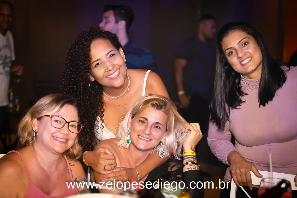 show-com-ze-lopes-e-diego-no-bar-canacaiana-em-sertaozinho-sao-paulo
