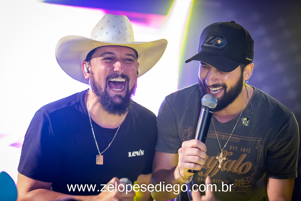 show-com-ze-lopes-e-diego-no-bar-canacaiana-em-sertaozinho-sao-paulo
