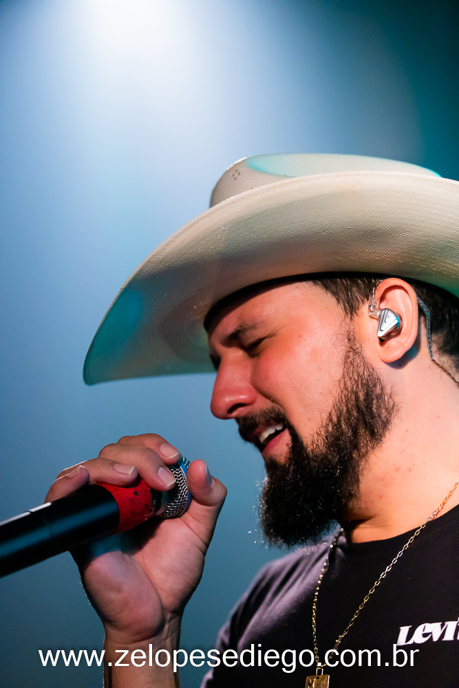 show-com-ze-lopes-e-diego-no-bar-canacaiana-em-sertaozinho-sao-paulo