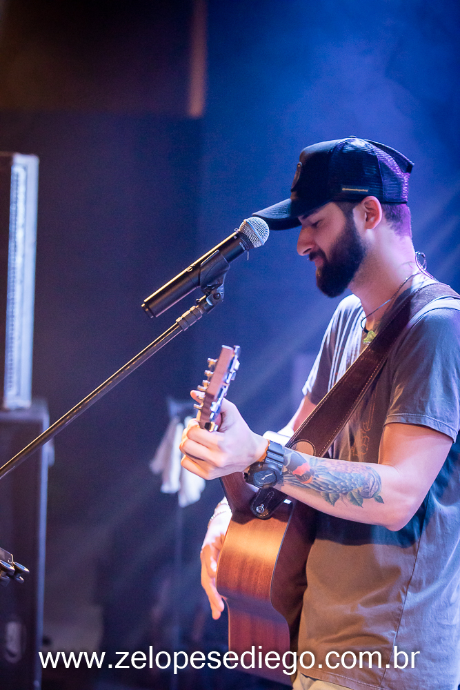 show-com-ze-lopes-e-diego-no-bar-canacaiana-em-sertaozinho-sao-paulo