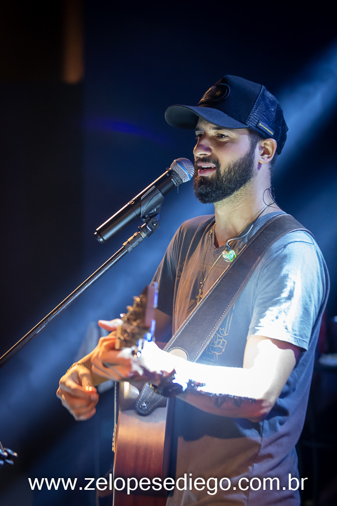 show-com-ze-lopes-e-diego-no-bar-canacaiana-em-sertaozinho-sao-paulo