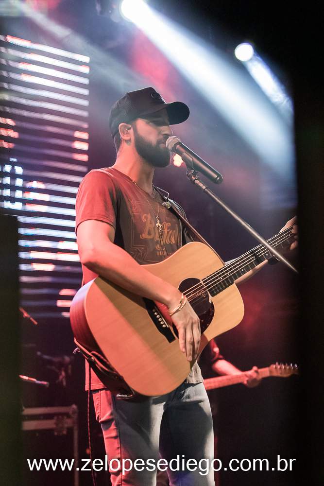 show-com-ze-lopes-e-diego-no-bar-canacaiana-em-sertaozinho-sao-paulo