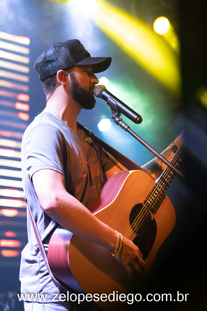 show-com-ze-lopes-e-diego-no-bar-canacaiana-em-sertaozinho-sao-paulo