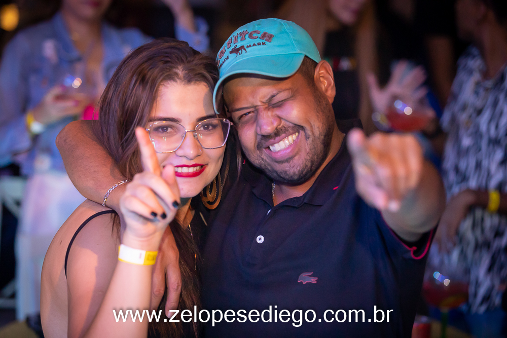 show-com-ze-lopes-e-diego-no-bar-canacaiana-em-sertaozinho-sao-paulo