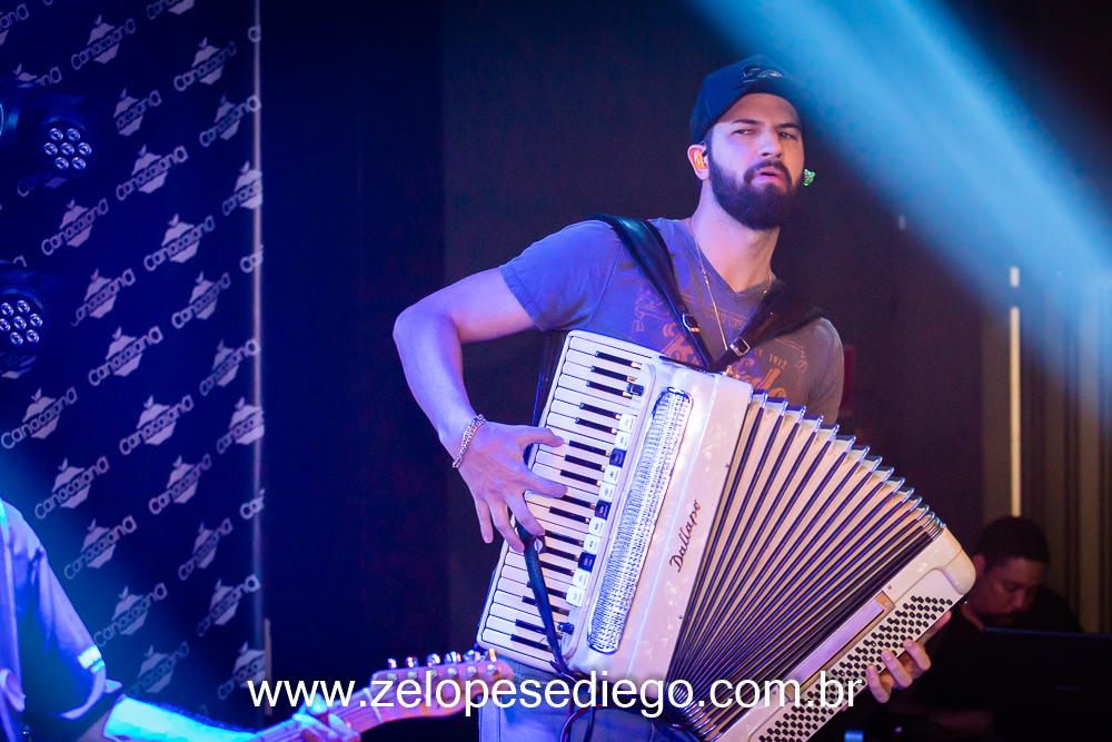 show-com-ze-lopes-e-diego-no-bar-canacaiana-em-sertaozinho-sao-paulo