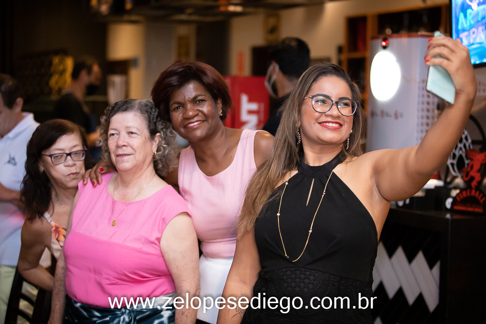  show-com-ze-lopes-e-diego-e-banda-no-boteco-tukas-em-sertaozinho-sao-paulo