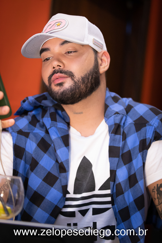  show-com-ze-lopes-e-diego-e-banda-no-boteco-tukas-em-sertaozinho-sao-paulo