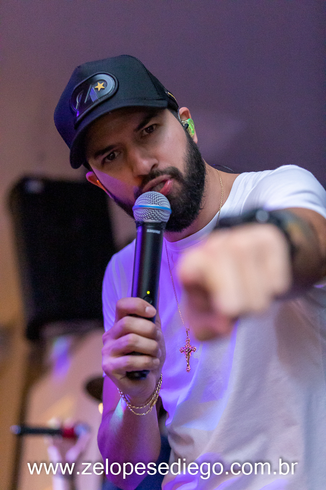  show-com-ze-lopes-e-diego-e-banda-no-boteco-tukas-em-sertaozinho-sao-paulo