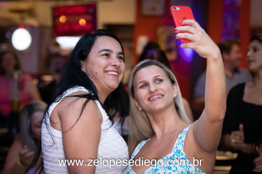  show-com-ze-lopes-e-diego-e-banda-no-boteco-tukas-em-sertaozinho-sao-paulo