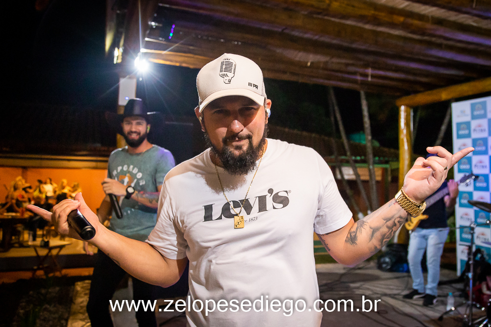 show-com-ze-lopes-e-diego-e-banda-no-oka-sport-bar-em-sertaozinho-sao-paulo