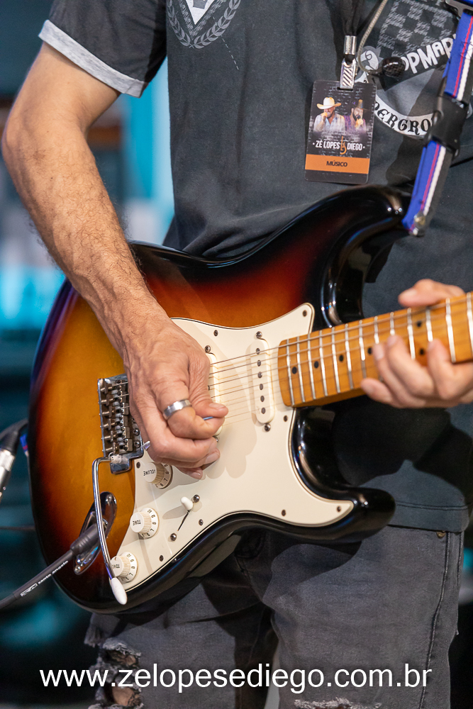 show-com-ze-lopes-e-diego-e-banda-no-oka-sport-bar-em-sertaozinho-sao-paulo