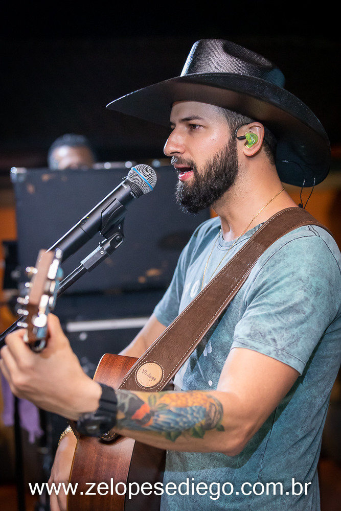 show-com-ze-lopes-e-diego-e-banda-no-oka-sport-bar-em-sertaozinho-sao-paulo