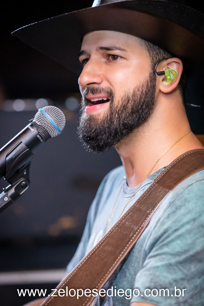 show-com-ze-lopes-e-diego-e-banda-no-oka-sport-bar-em-sertaozinho-sao-paulo