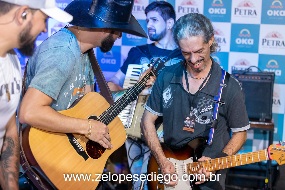 show-com-ze-lopes-e-diego-e-banda-no-oka-sport-bar-em-sertaozinho-sao-paulo
