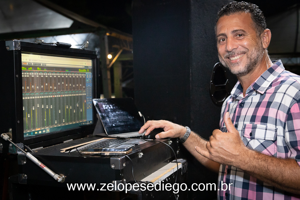 show-com-ze-lopes-e-diego-e-banda-no-oka-sport-bar-em-sertaozinho-sao-paulo