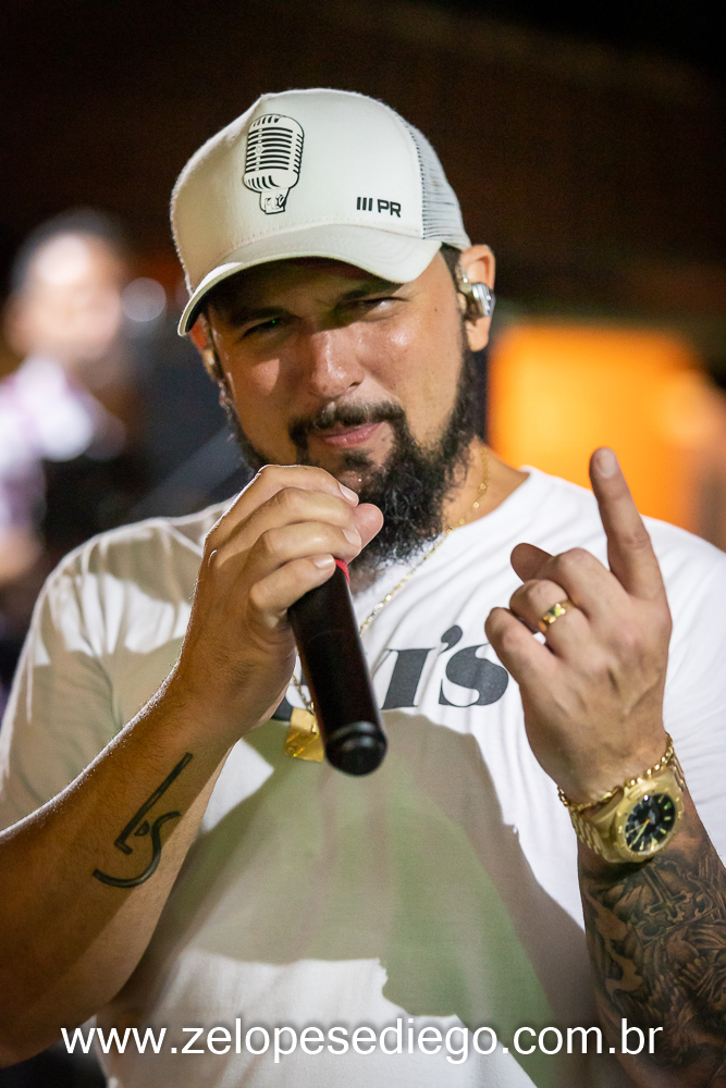 show-com-ze-lopes-e-diego-e-banda-no-oka-sport-bar-em-sertaozinho-sao-paulo