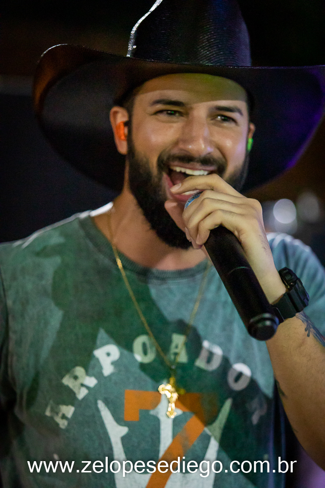 show-com-ze-lopes-e-diego-e-banda-no-oka-sport-bar-em-sertaozinho-sao-paulo