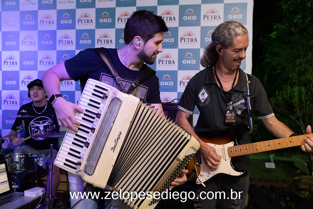 show-com-ze-lopes-e-diego-e-banda-no-oka-sport-bar-em-sertaozinho-sao-paulo