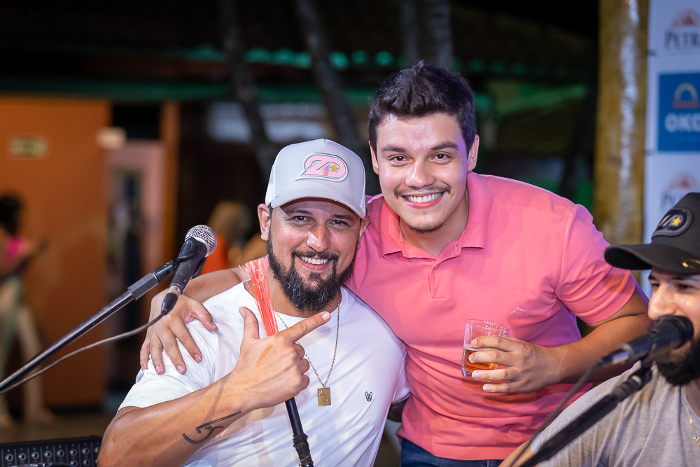 5a-bruta-com-ze-lopes-e-diego-e-joao-guilherme-e-gusttavo-no-oka-sports-bar-em-sertaozinho-sao-paulo