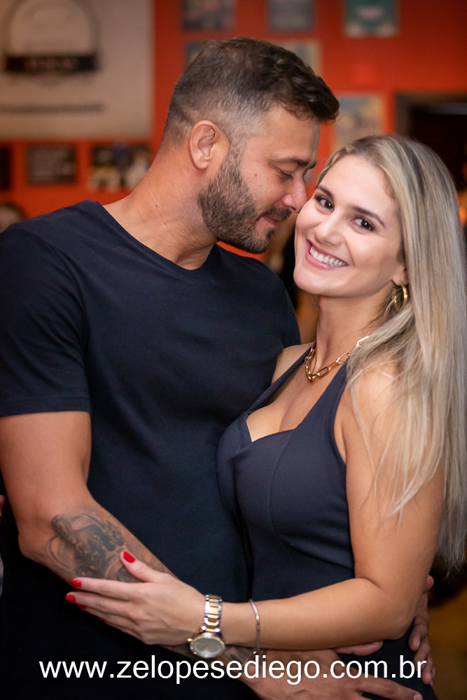 show-com-ze-lopes-e-diego-e-banda-ao-vivo-no-boteco-tukas-em-sertaozinho-sao-paulo