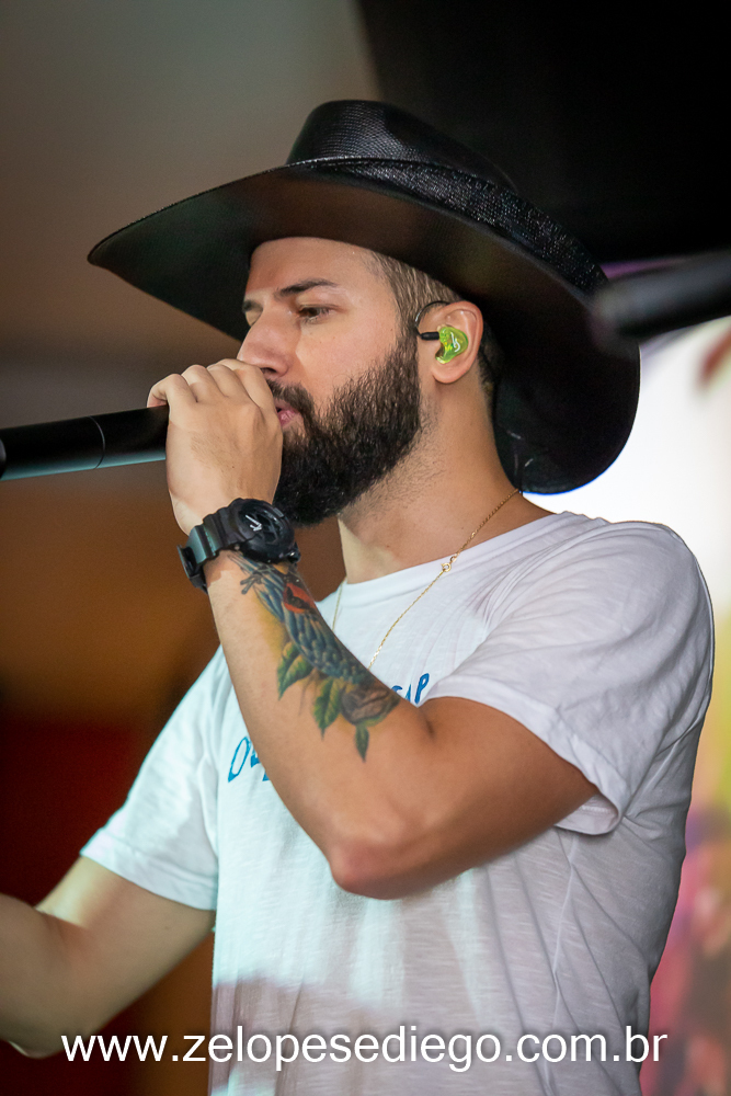 show-com-ze-lopes-e-diego-e-banda-ao-vivo-no-boteco-tukas-em-sertaozinho-sao-paulo