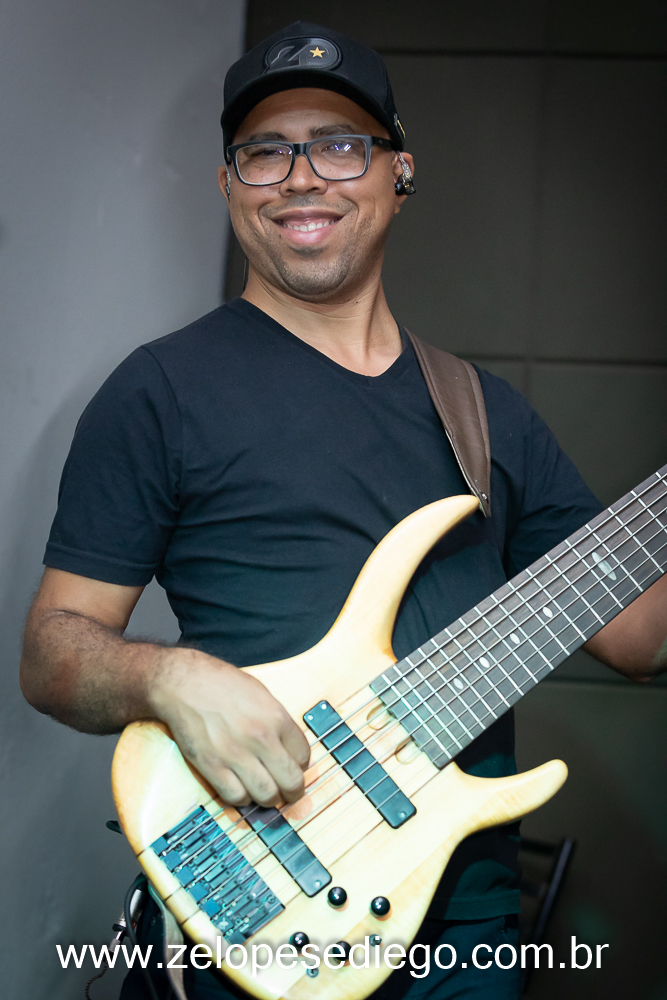 show-com-ze-lopes-e-diego-e-banda-ao-vivo-no-boteco-tukas-em-sertaozinho-sao-paulo