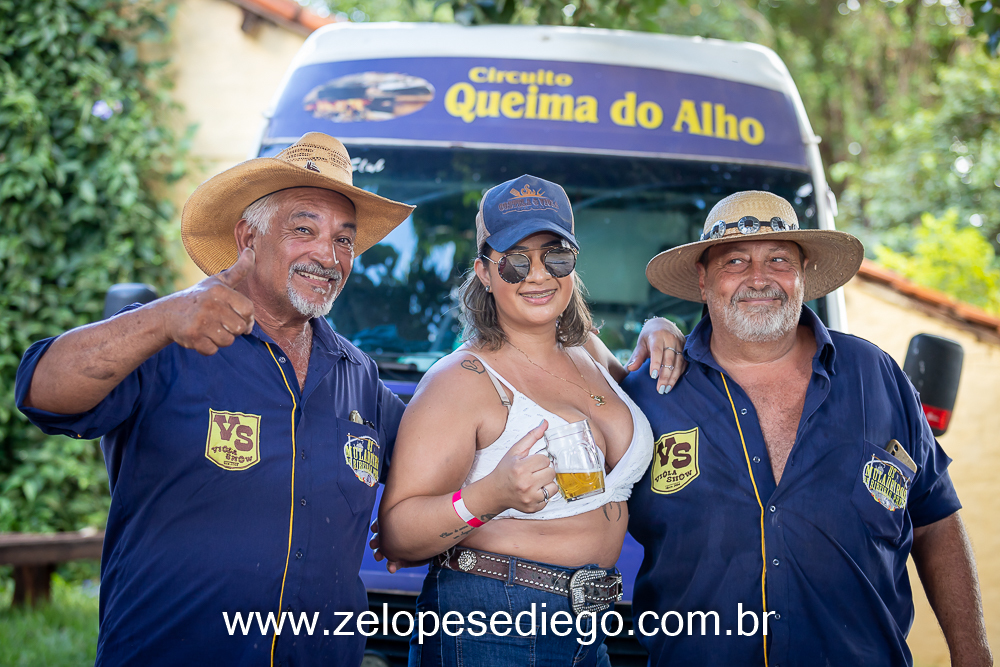 show-acustico-sertanejo-com-ze-lopes-e-diego-no-rancho-vitoria-em-sertaozinho-sao-paulo