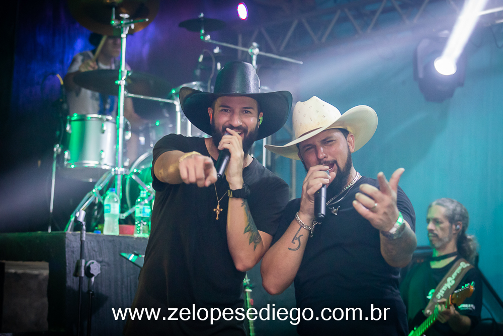 show-com-ze-lopes-e-diego-e-banda-na-casa-de-shows-atrium-beer-em-viradouro-sao-paulo