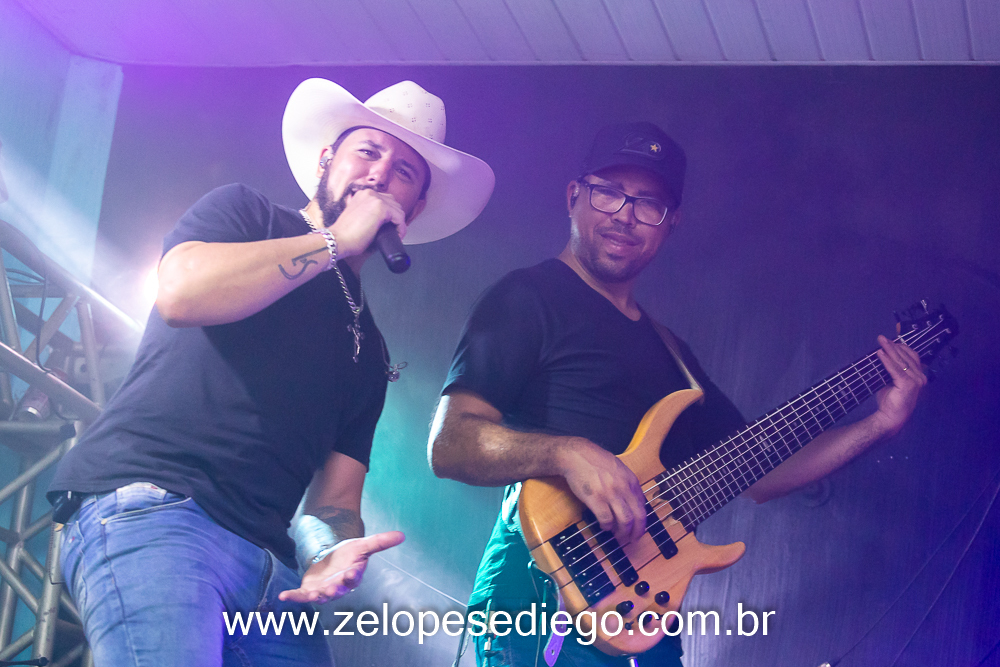 show-com-ze-lopes-e-diego-e-banda-na-casa-de-shows-atrium-beer-em-viradouro-sao-paulo