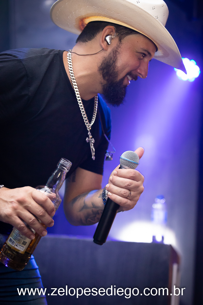 show-com-ze-lopes-e-diego-e-banda-na-casa-de-shows-atrium-beer-em-viradouro-sao-paulo