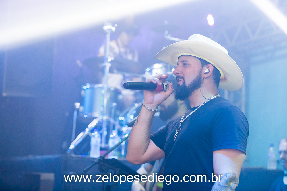 show-com-ze-lopes-e-diego-e-banda-na-casa-de-shows-atrium-beer-em-viradouro-sao-paulo