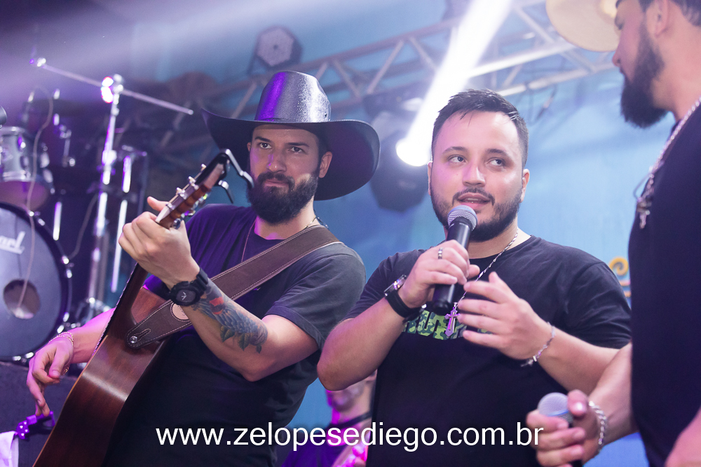 show-com-ze-lopes-e-diego-e-banda-na-casa-de-shows-atrium-beer-em-viradouro-sao-paulo