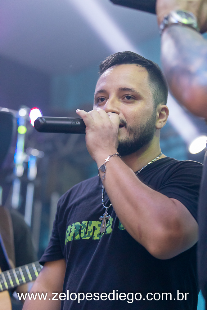 show-com-ze-lopes-e-diego-e-banda-na-casa-de-shows-atrium-beer-em-viradouro-sao-paulo