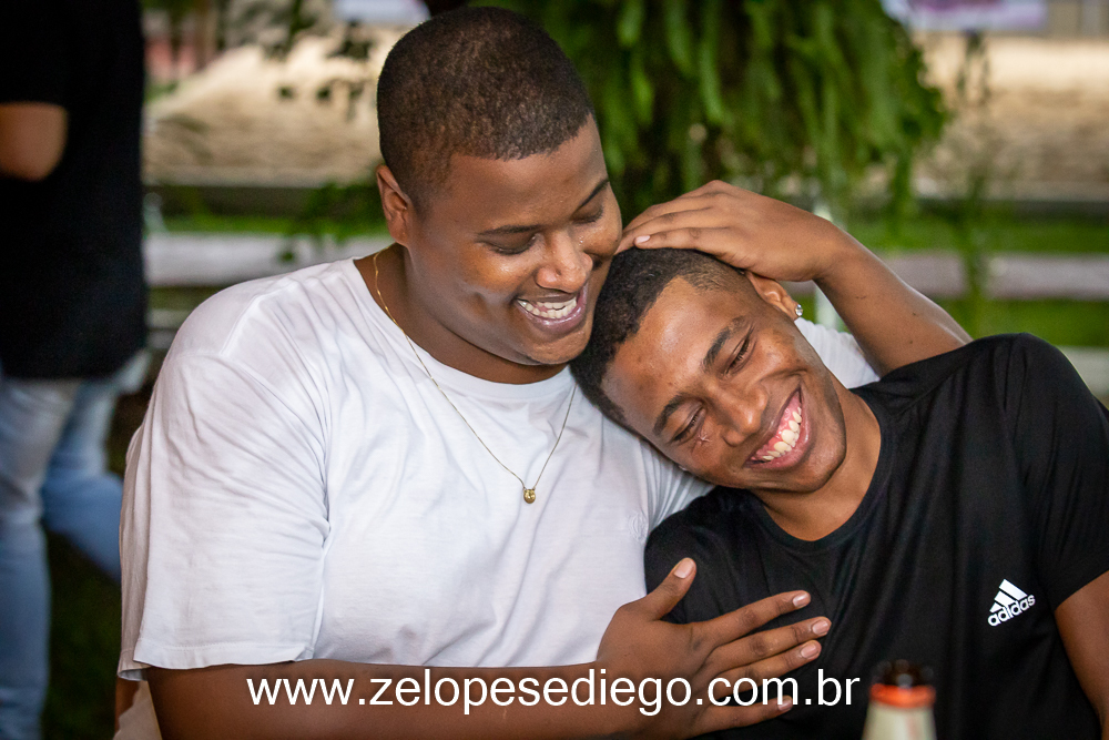 show-5a-bruta-com-ze-lopes-e-diego-e-joao-guilherme-e-gusttavo-no-oka-sport-bar-em-sertaozinho-sao-paulo