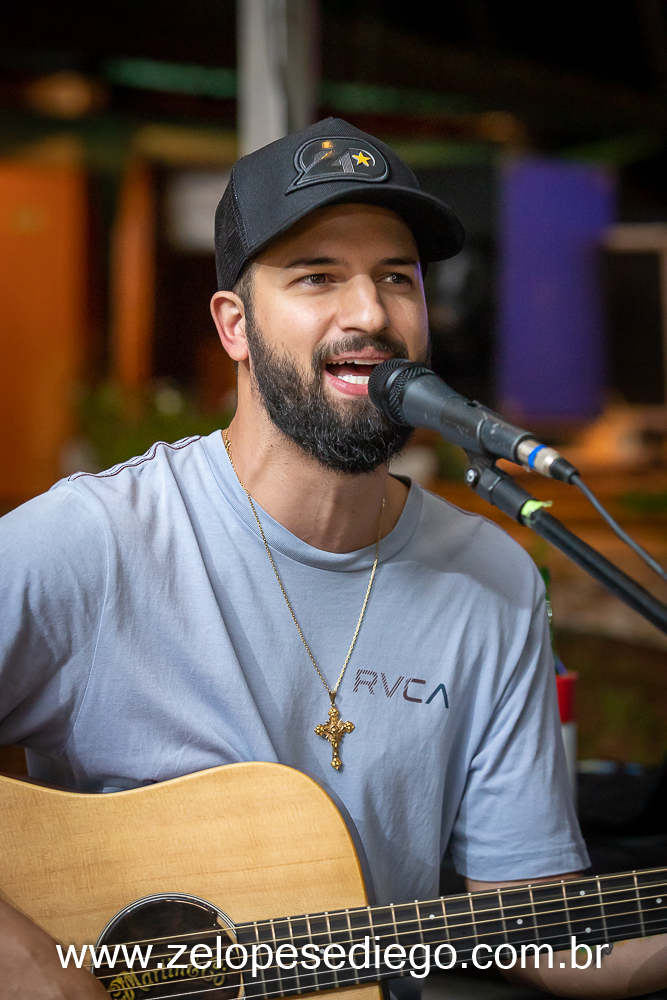 show-5a-bruta-com-ze-lopes-e-diego-e-joao-guilherme-e-gusttavo-no-oka-sport-bar-em-sertaozinho-sao-paulo