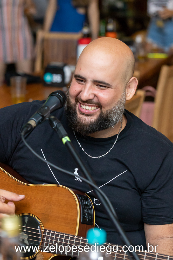 show-5a-bruta-com-ze-lopes-e-diego-e-joao-guilherme-e-gusttavo-no-oka-sport-bar-em-sertaozinho-sao-paulo