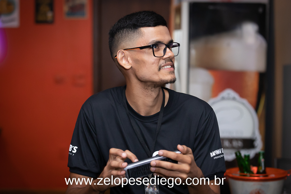 show-com-ze-lopes-e-diego-e-banda-no-boteco-tukas-em-sertaozinho-sao-paulo-brasil