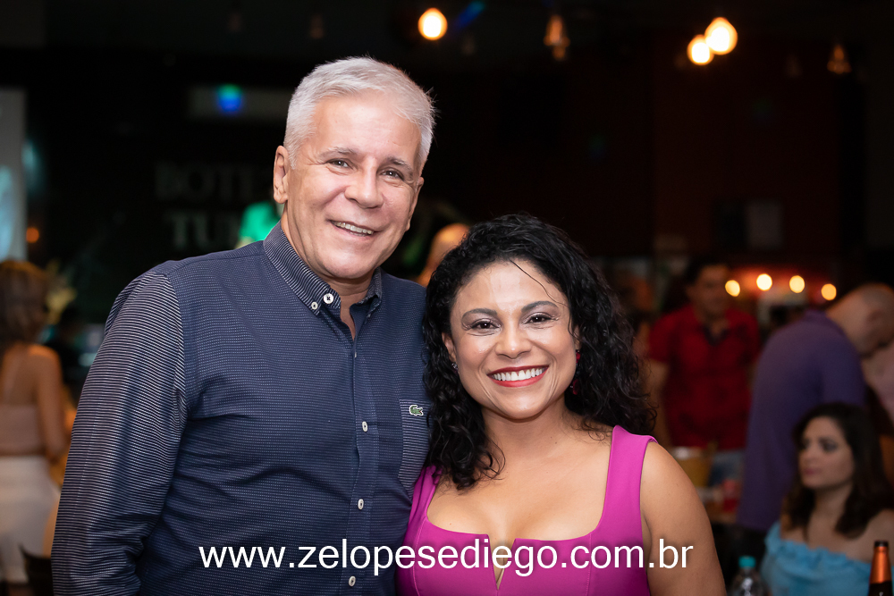 show-com-ze-lopes-e-diego-e-banda-no-boteco-tukas-em-sertaozinho-sao-paulo-brasil