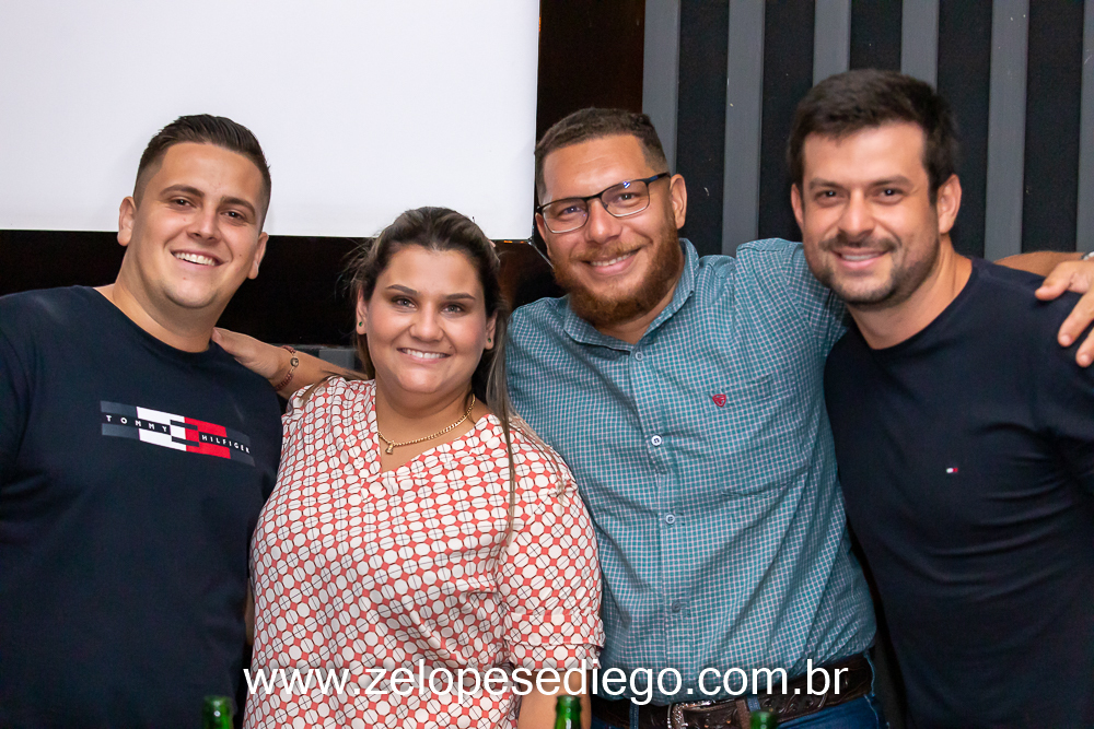 show-com-ze-lopes-e-diego-e-banda-no-boteco-tukas-em-sertaozinho-sao-paulo-brasil