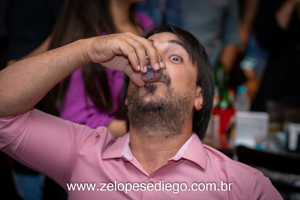 show-com-ze-lopes-e-diego-e-banda-no-boteco-tukas-em-sertaozinho-sao-paulo-brasil