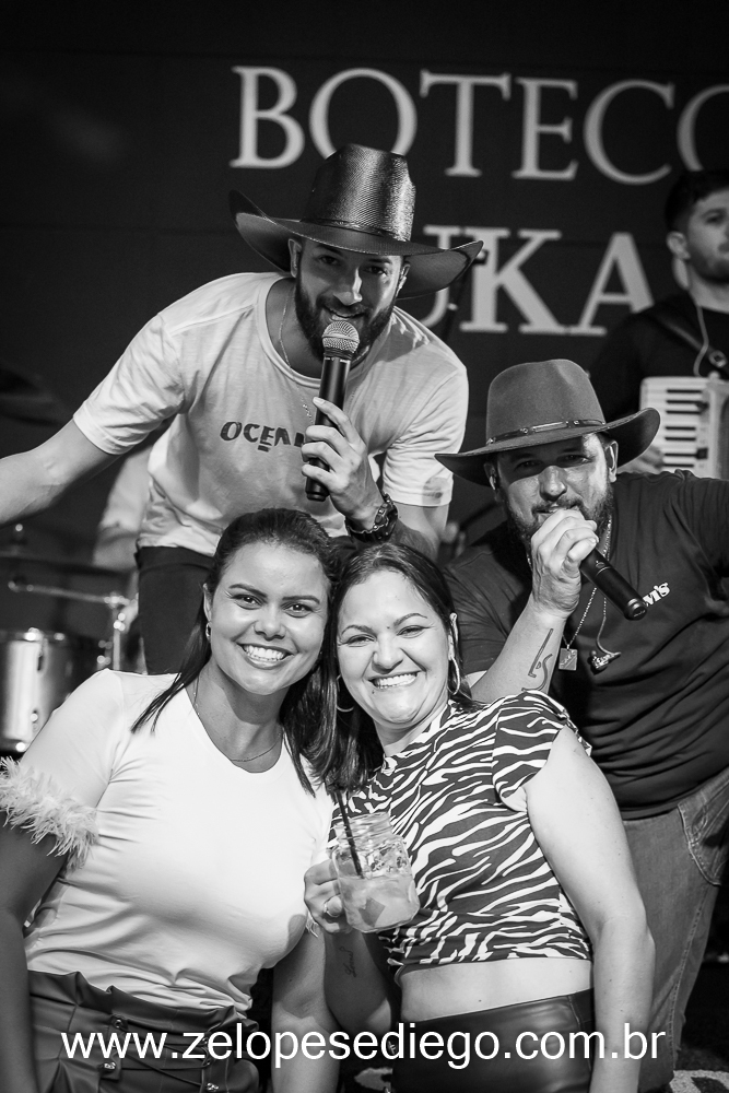 show-com-ze-lopes-e-diego-no-boteco-tukas-vespera-de-feriado-em-sertaozinho-sao-paulo